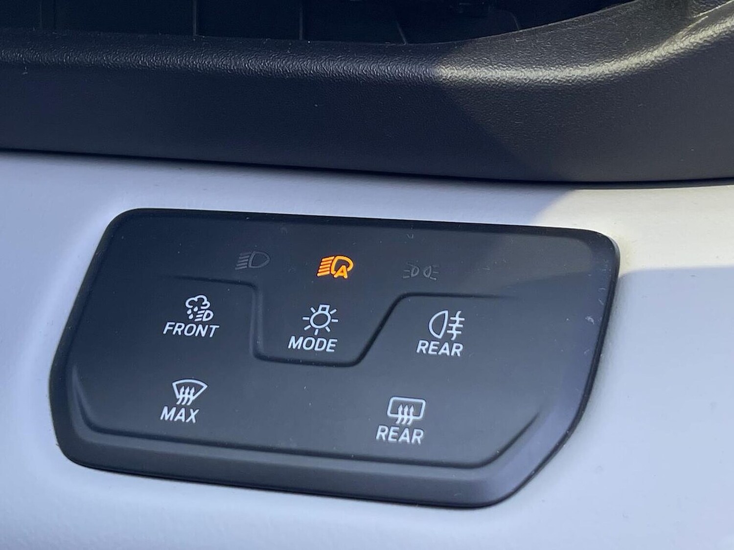 Used Ford Explorer 2024 for sale - 78194308: Photo 44