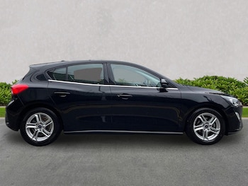 Used Ford Focus 2020 for sale - 76464695: Photo