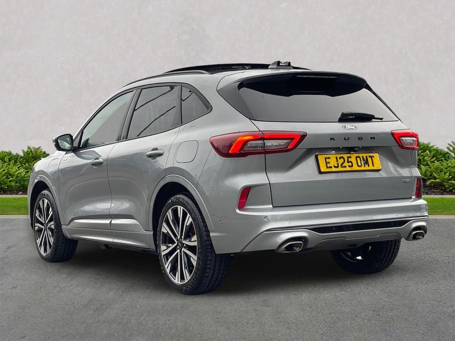 Used Ford Kuga 2025 for sale - 78026119: Photo 2