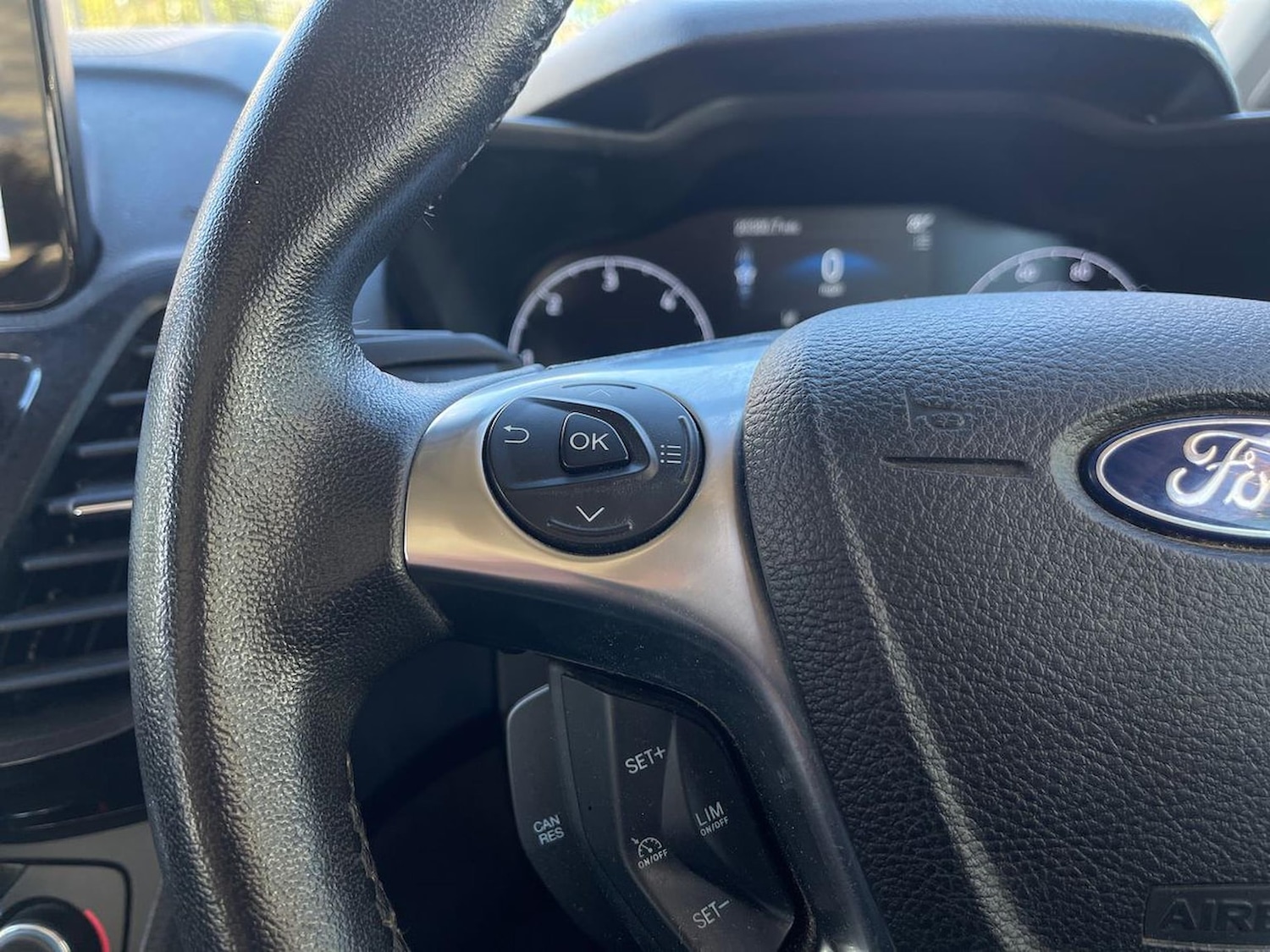 Used Ford Grand Tourneo Connect 2020 for sale - 76541863: Photo 26