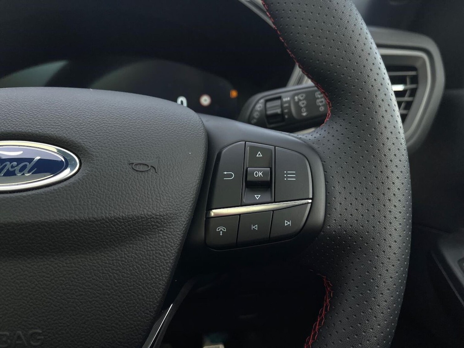 Used Ford Kuga 2025 for sale - 77802107: Photo 27