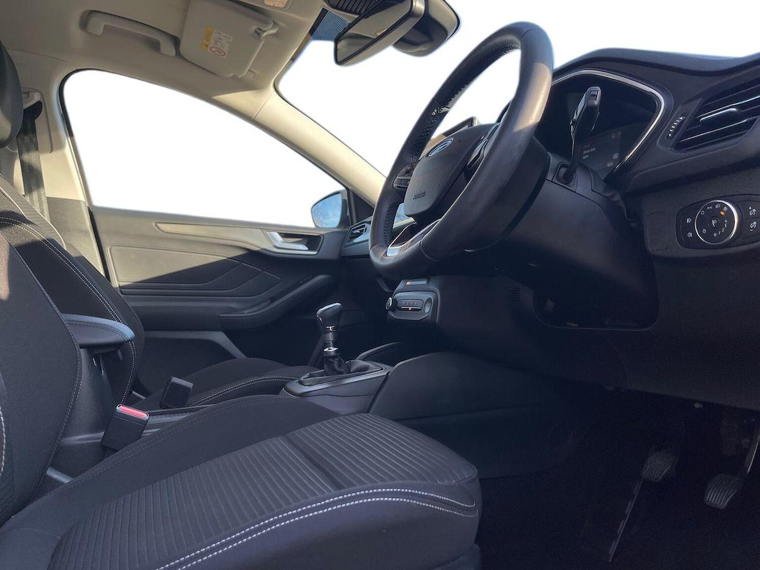 Used Ford Focus 2023 for sale - 76682625: Photo 15