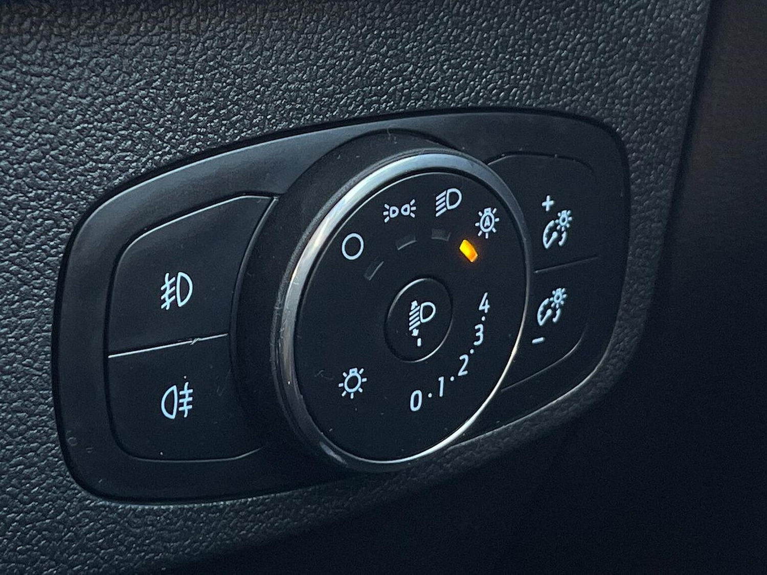 Used Ford Focus 2023 for sale - 76682625: Photo 35