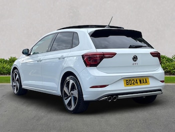 Used Volkswagen Polo 2024 for sale - 76082486: Photo