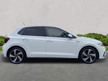 Used Volkswagen Polo 2024 for sale - 76082486: Photo