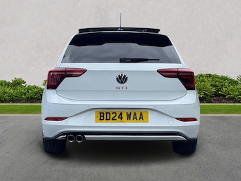 Used Volkswagen Polo 2024 for sale - 76082486: Photo
