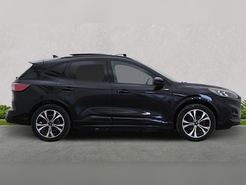 Used Ford Kuga 2023 for sale - 76093592: Photo 3