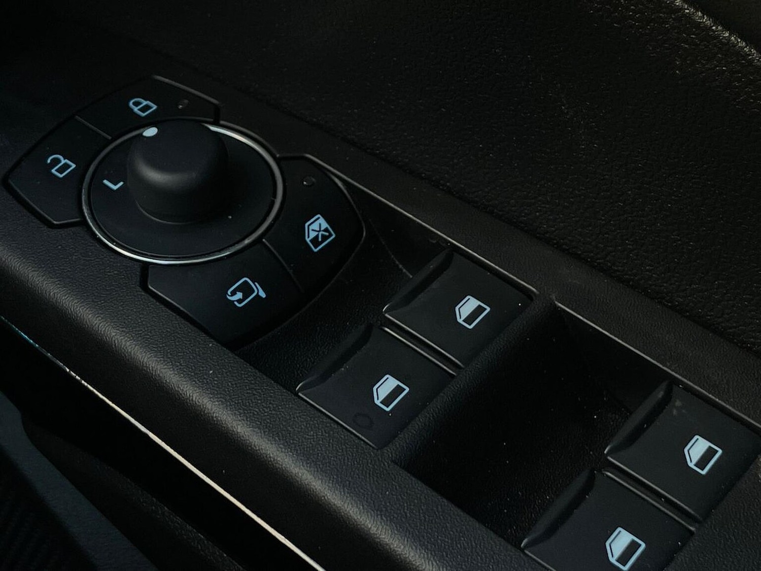 Used Ford Puma 2024 for sale - 77008332: Photo 23