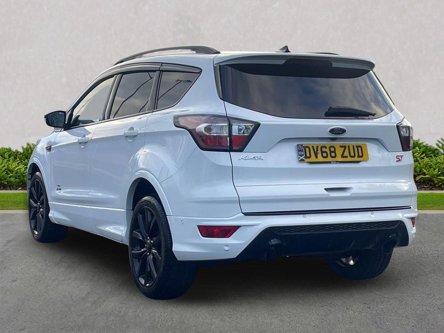 Used Ford Kuga 2018 for sale - 76699470: Photo 2