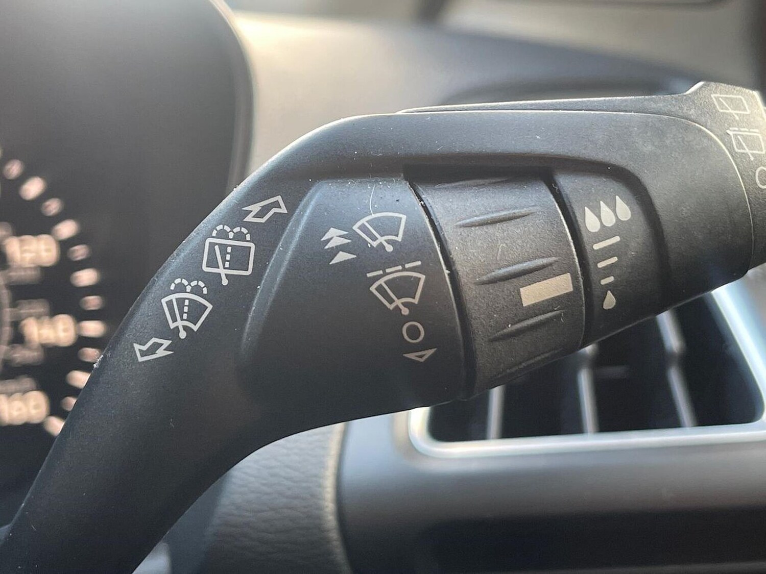 Used Ford Kuga 2018 for sale - 76699470: Photo 29