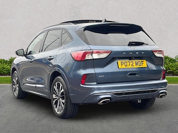 Used Ford Kuga 2022 for sale - 76310131: Photo 2
