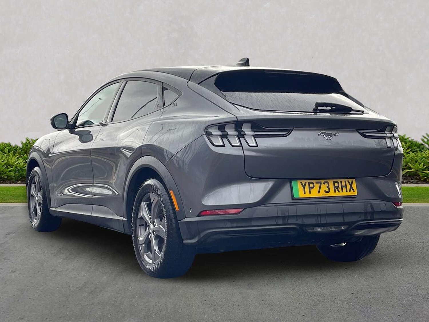 Used Ford Mustang Mach-E 2023 for sale - 76979884: Photo 2