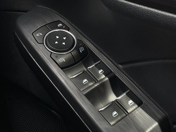 Used Ford Kuga 2024 for sale - 75436376: Photo 21