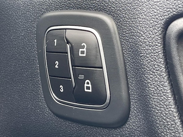 Used Ford Kuga 2024 for sale - 75436376: Photo 47