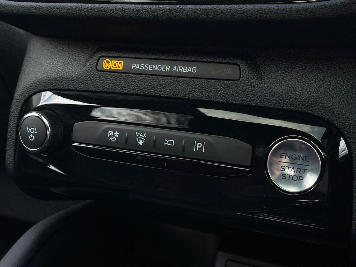 Used Ford Kuga 2025 for sale - 77789519: Photo 25