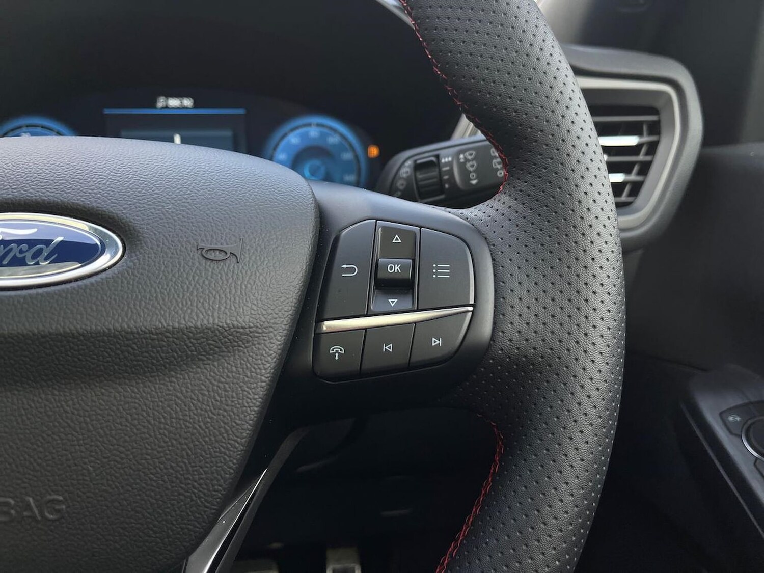 Used Ford Kuga 2025 for sale - 77789519: Photo 27