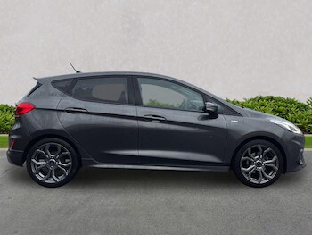 Used Ford Fiesta 2020 for sale - 77775136: Photo