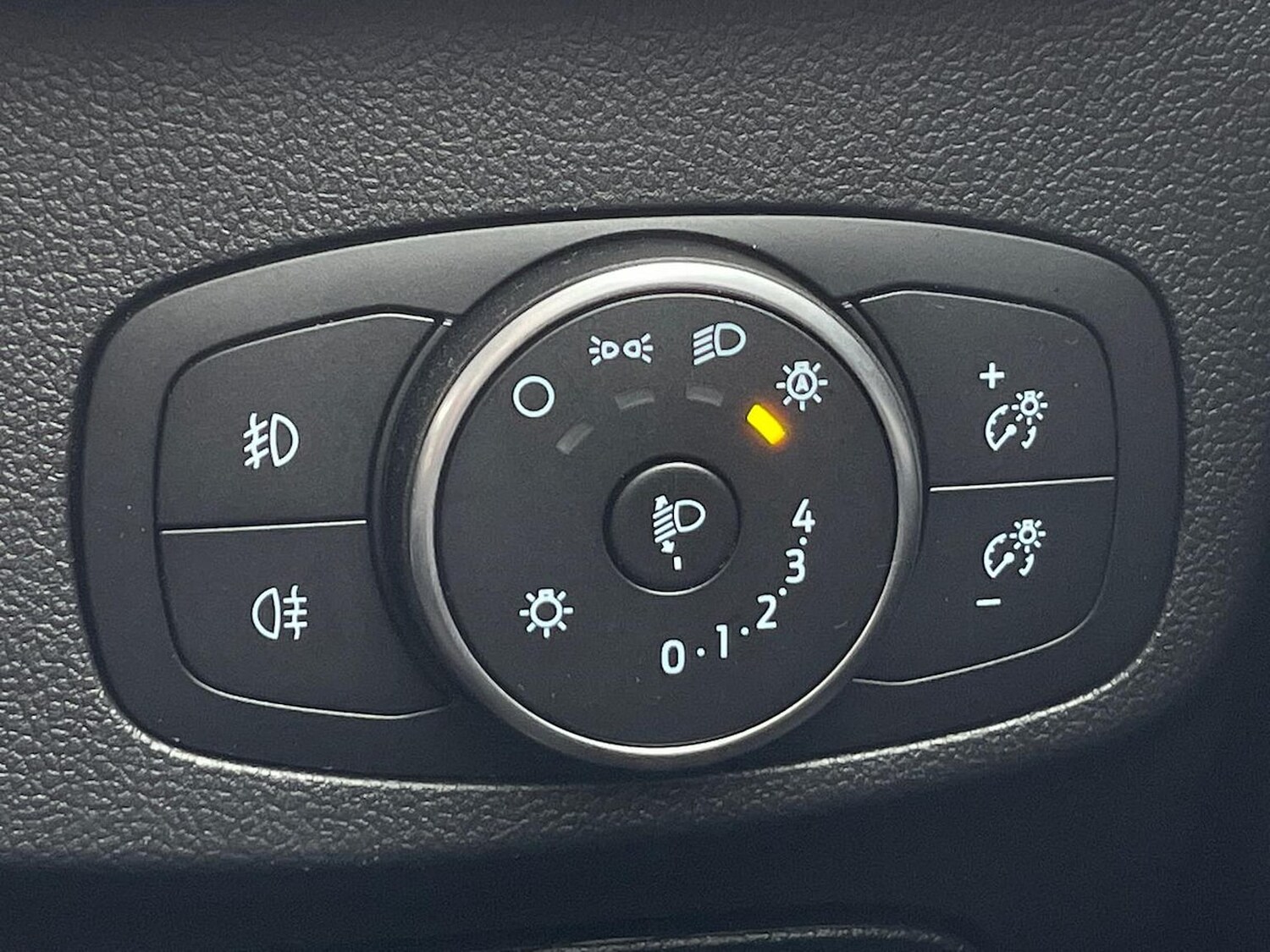 Used Ford Focus 2020 for sale - 76559820: Photo 35