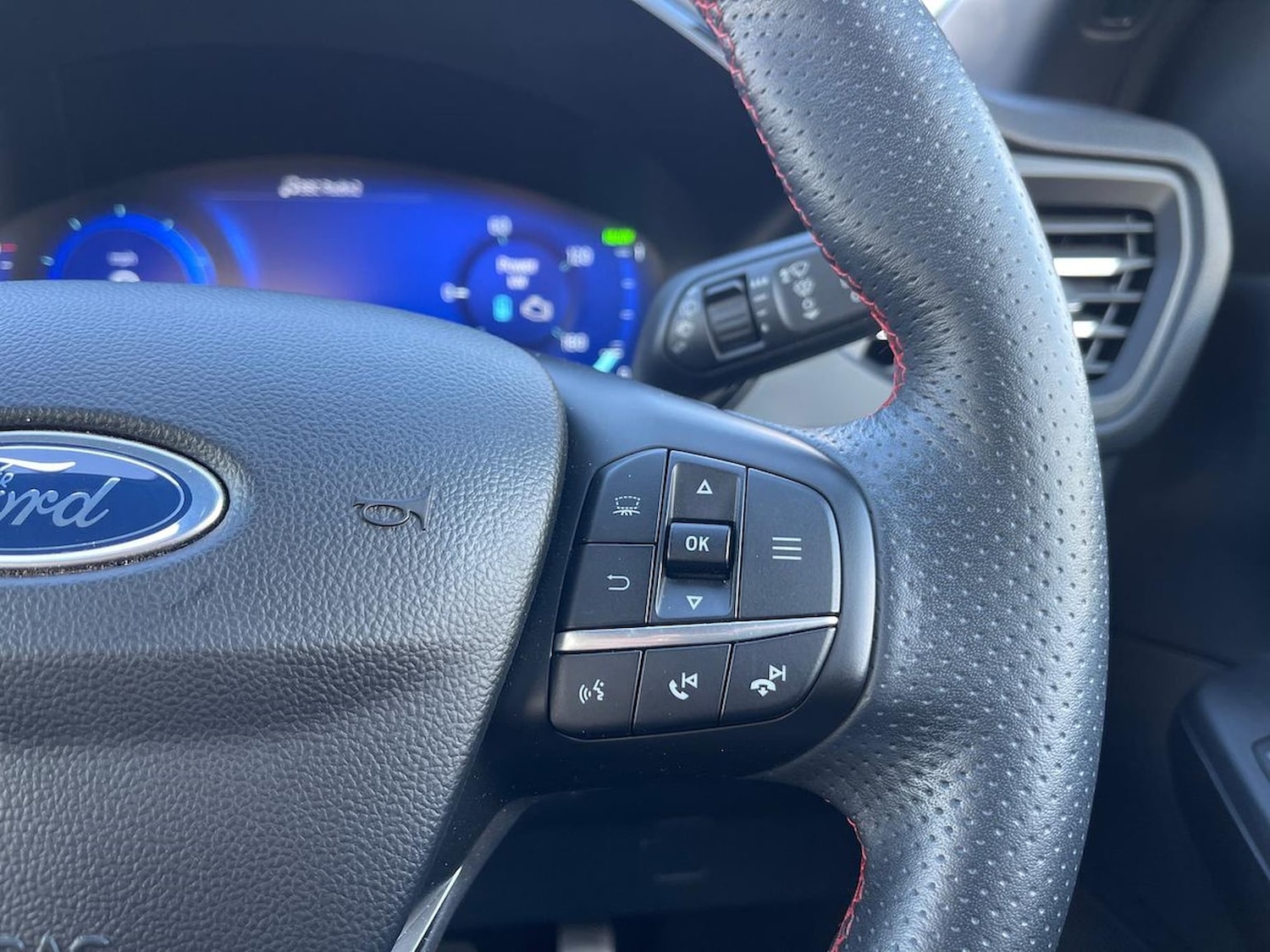 Used Ford Kuga 2021 for sale - 76392503: Photo 27