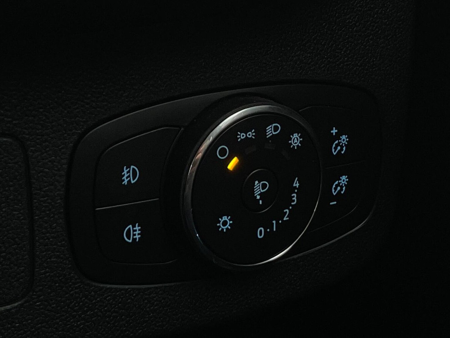 Used Ford Puma 2022 for sale - 76547650: Photo 32