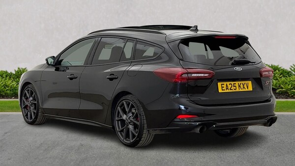 Used Ford Focus 2025 for sale - 76281159: Photo 2