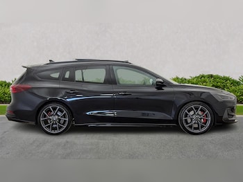 Used Ford Focus 2025 for sale - 76281159: Photo 3
