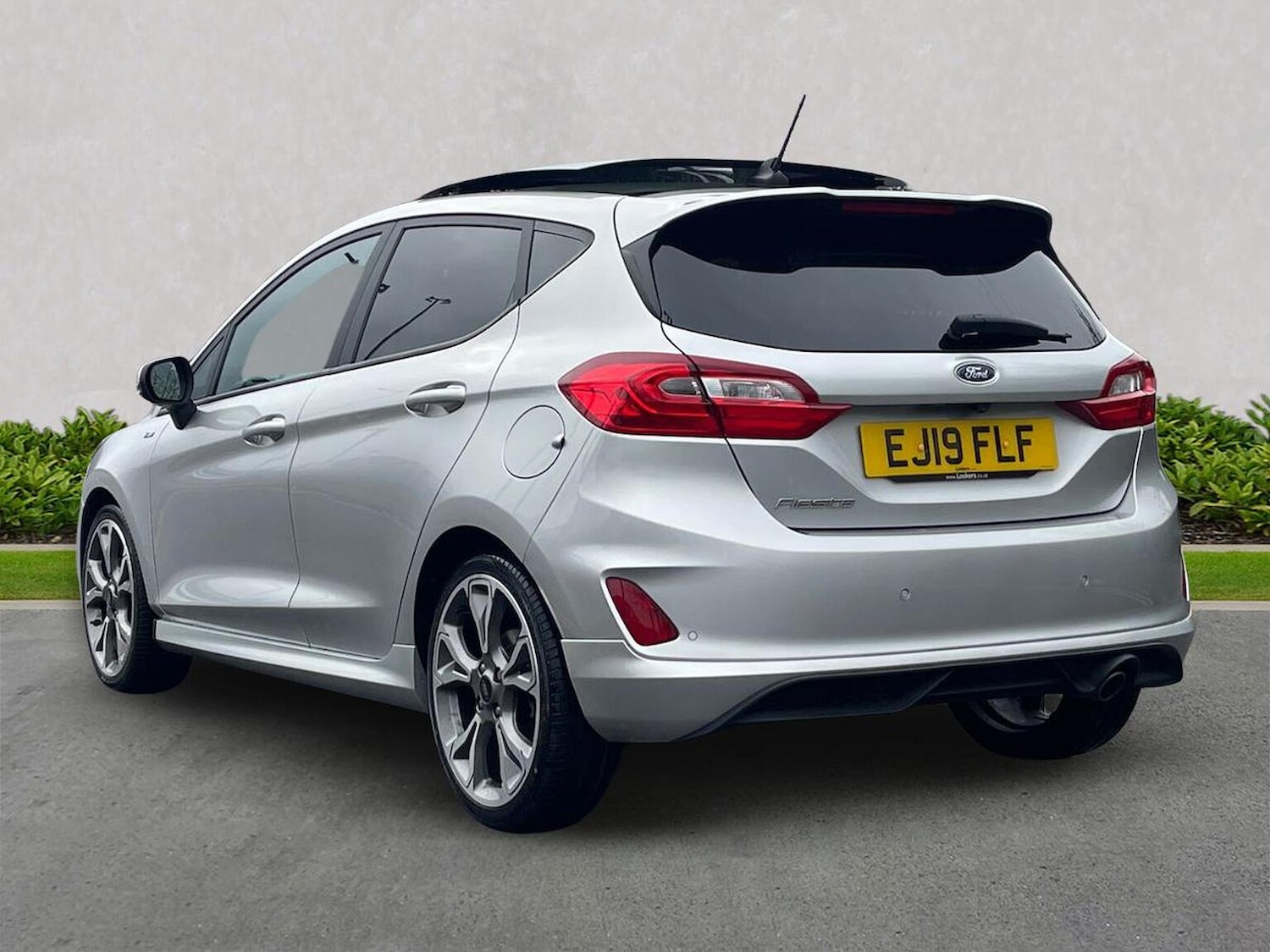 Used Ford Fiesta 2019 for sale - 76974548: Photo 2