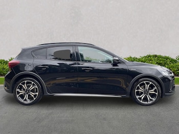 Used Ford Focus 2022 for sale - 76194467: Photo 3