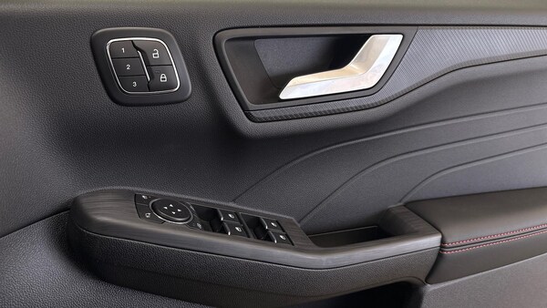 Used Ford Kuga 2025 for sale - 76187035: Photo 26
