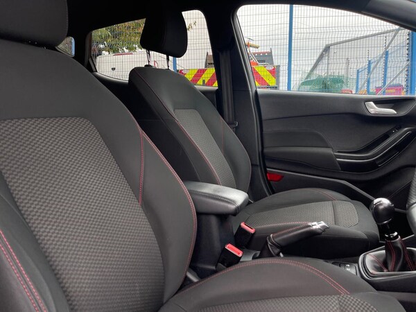 Used Ford Fiesta 2020 for sale - 76243889: Photo 32