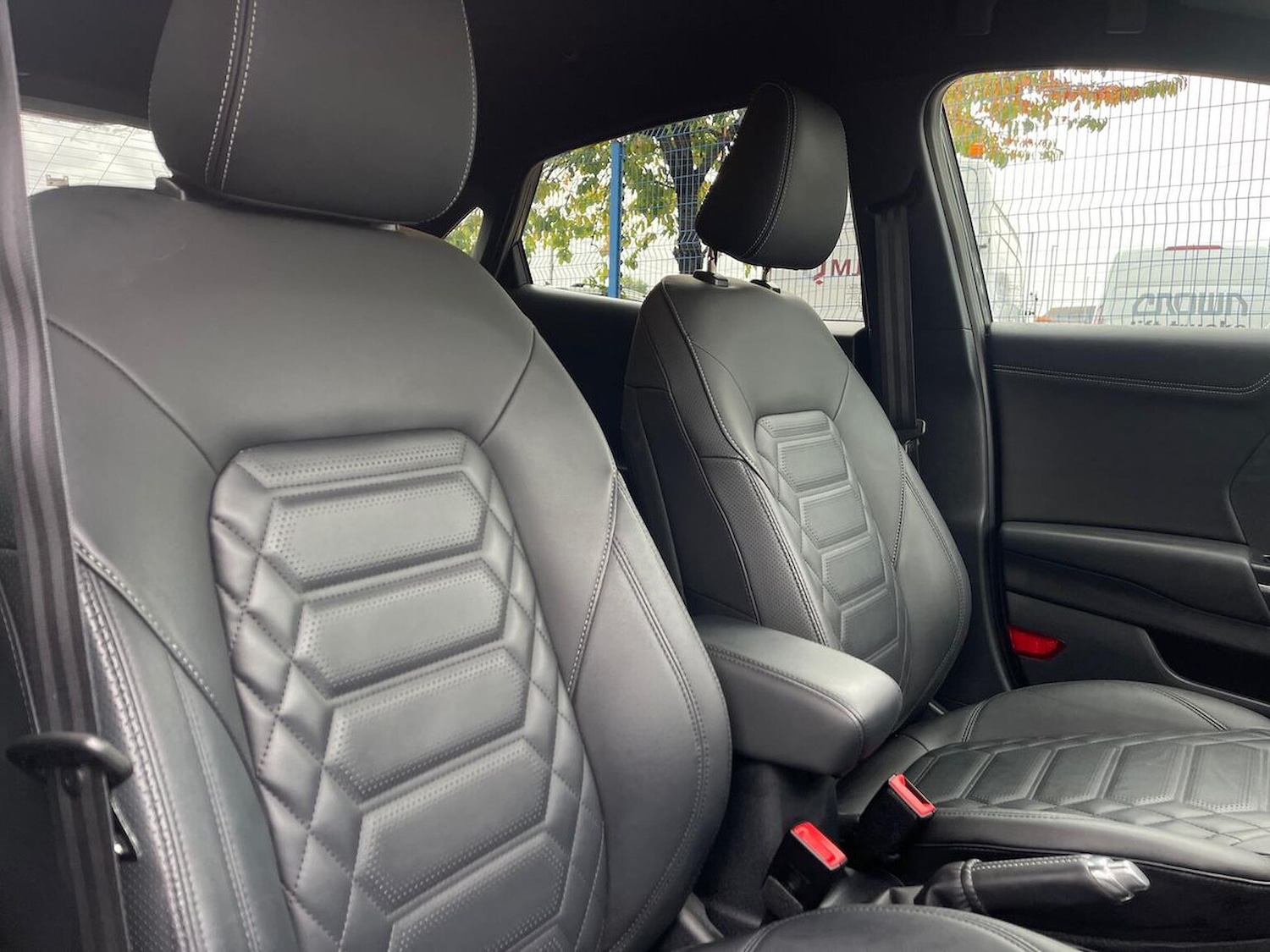 Used Ford Puma 2023 for sale - 76243885: Photo 32
