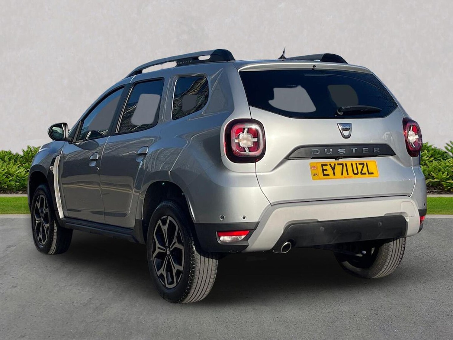Used Dacia Duster 2021 for sale - 76600128: Photo 2