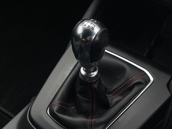 Used Ford Focus 2022 for sale - 76310130: Photo 2