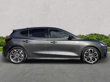 Used Ford Focus 2022 for sale - 75907883: Photo
