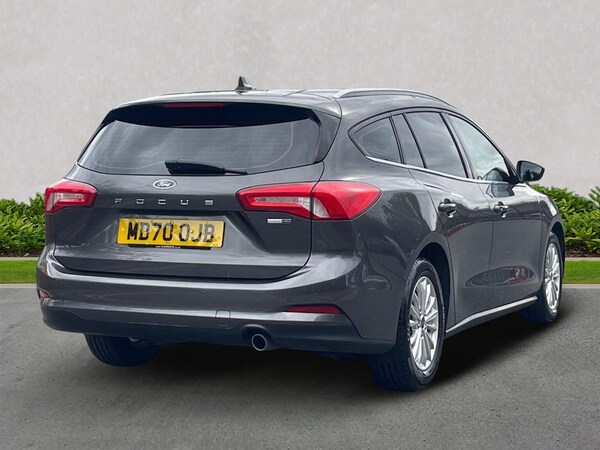 Used Ford Focus 2021 for sale - 76064364: Photo 2