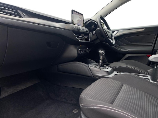 Used Ford Focus 2021 for sale - 76064364: Photo 7
