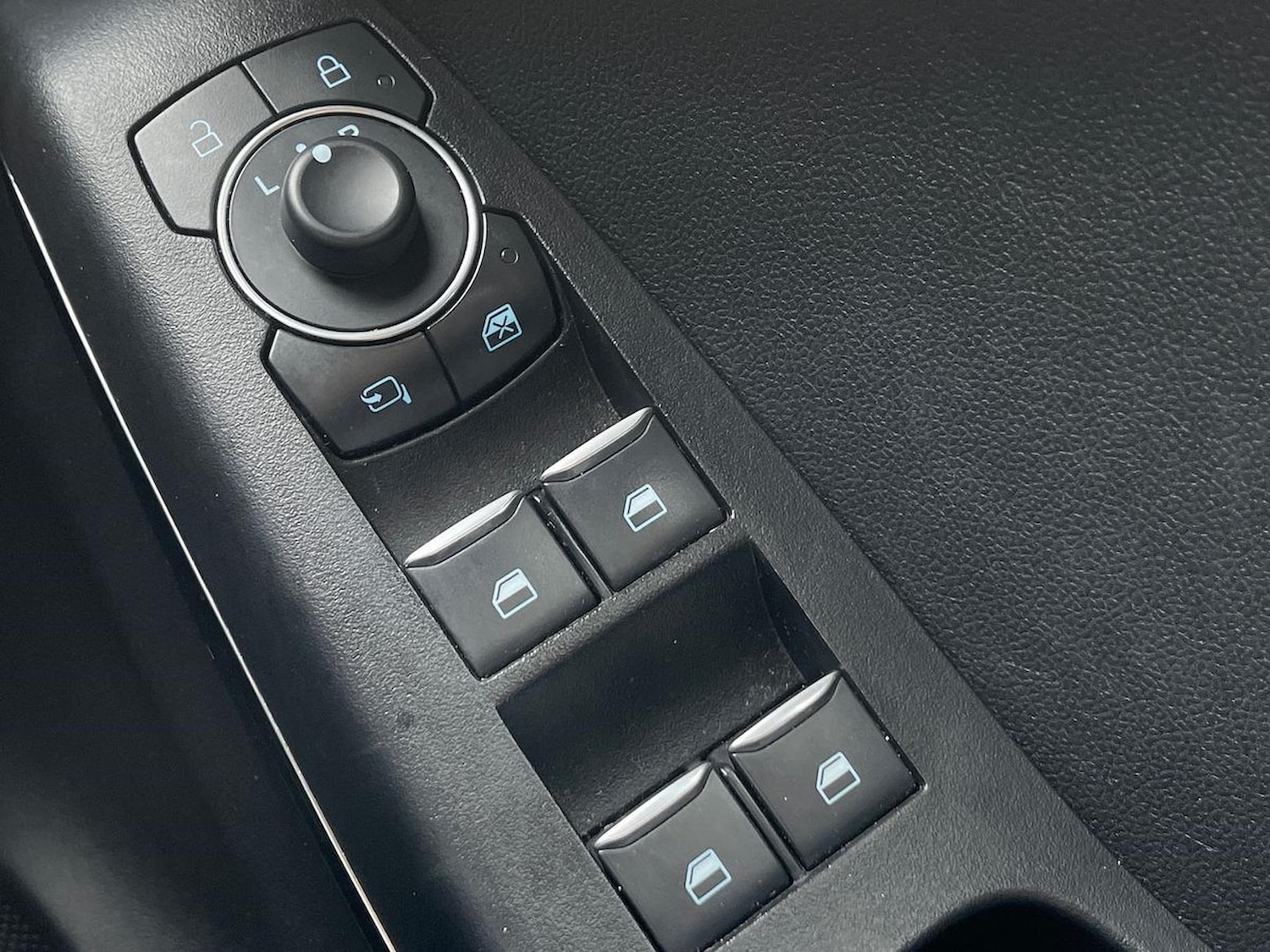 Used Ford Puma 2023 for sale - 77056688: Photo 23