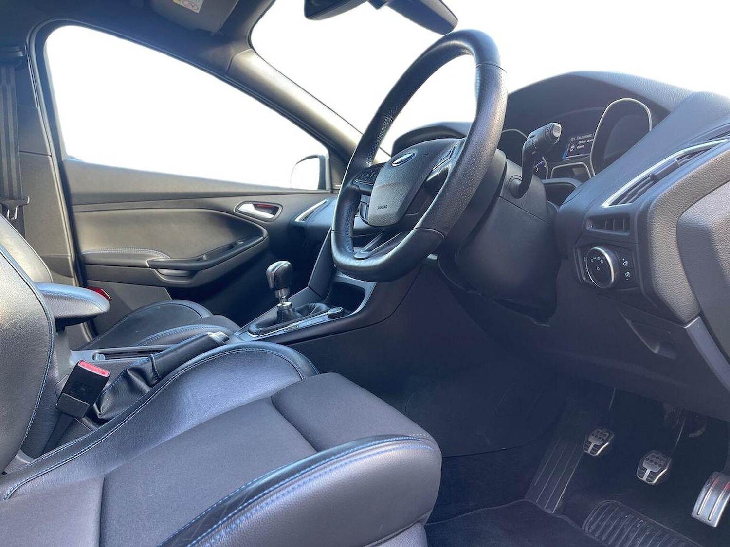 Used Ford Focus 2017 for sale - 76396882: Photo 15