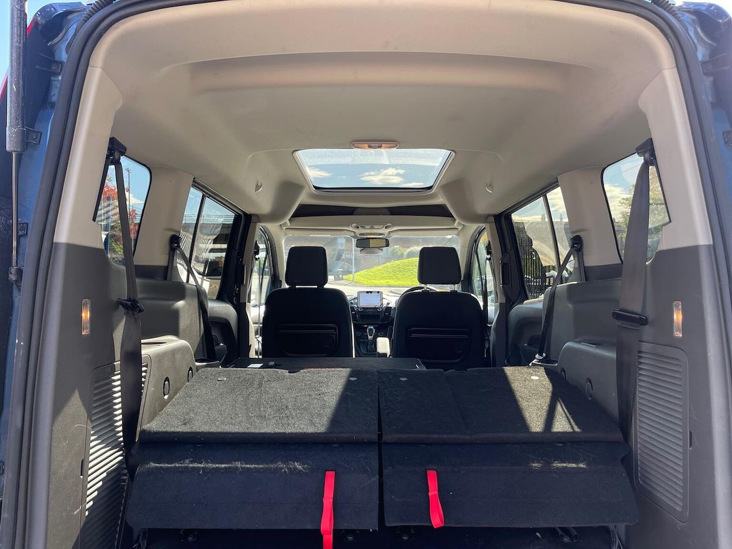 Used Ford Grand Tourneo Connect 2020 for sale - 76449594: Photo 42