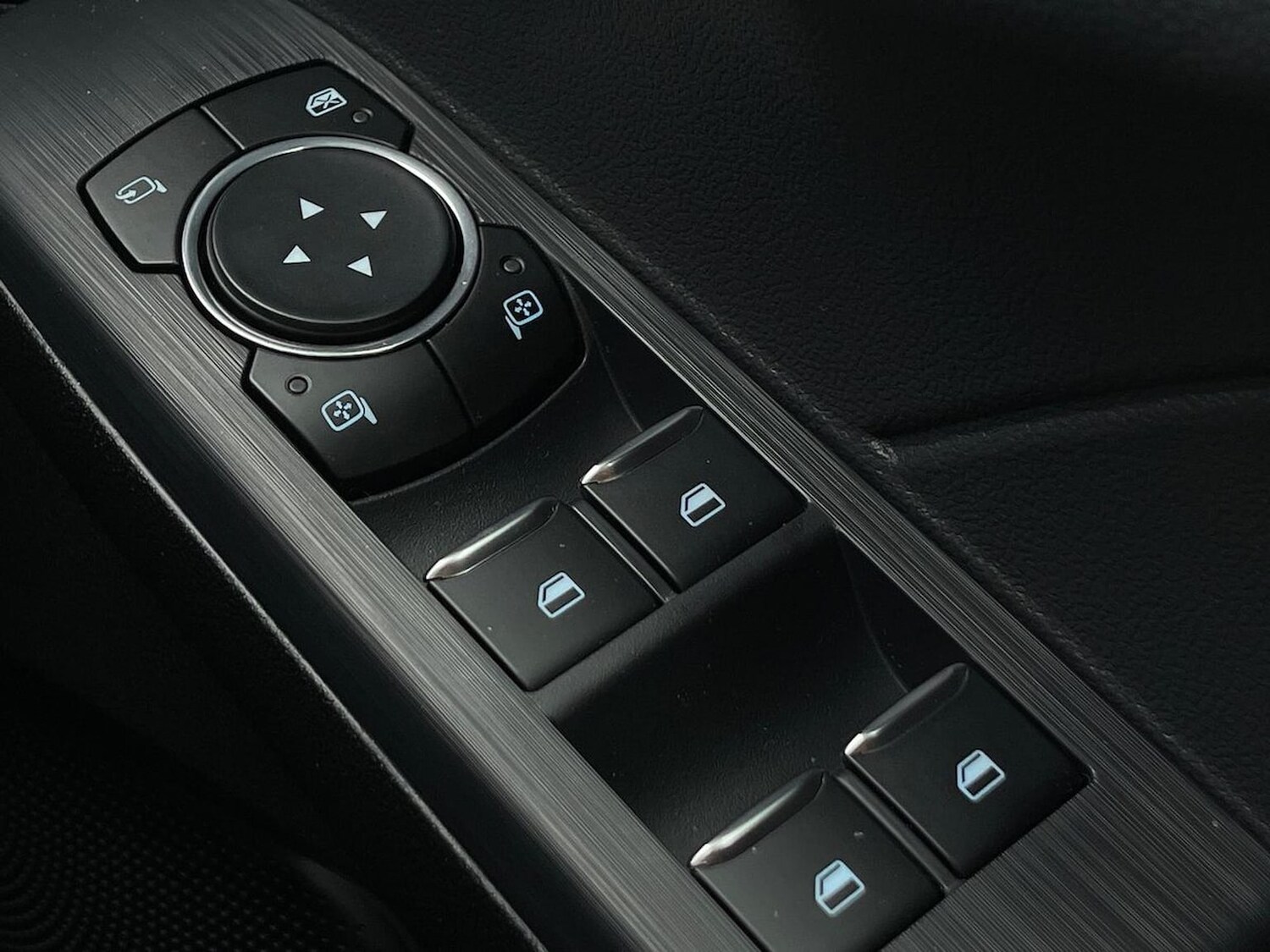 Used Ford Kuga 2025 for sale - 78194304: Photo 23