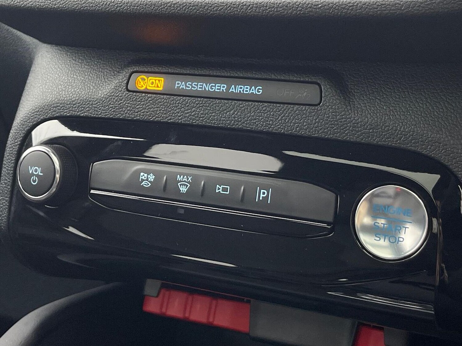 Used Ford Kuga 2025 for sale - 78194304: Photo 27