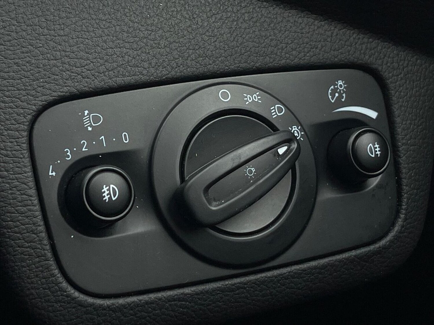 Used Ford Kuga 2019 for sale - 76591401: Photo 32