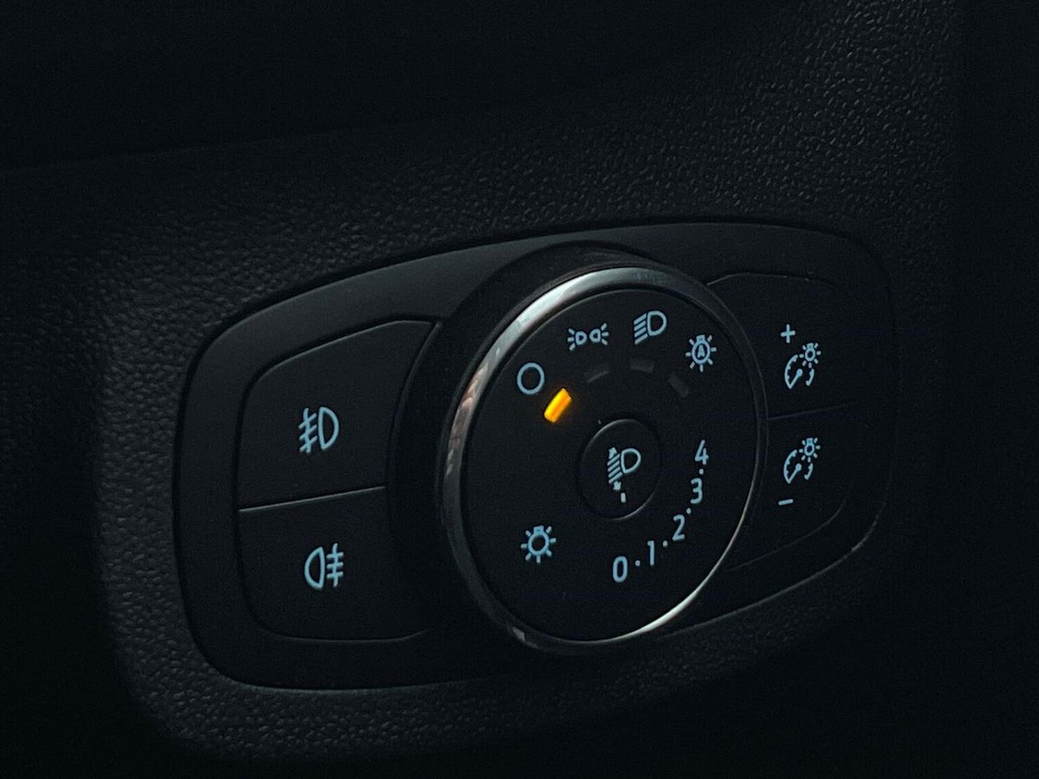 Used Ford Fiesta 2022 for sale - 77802112: Photo 32