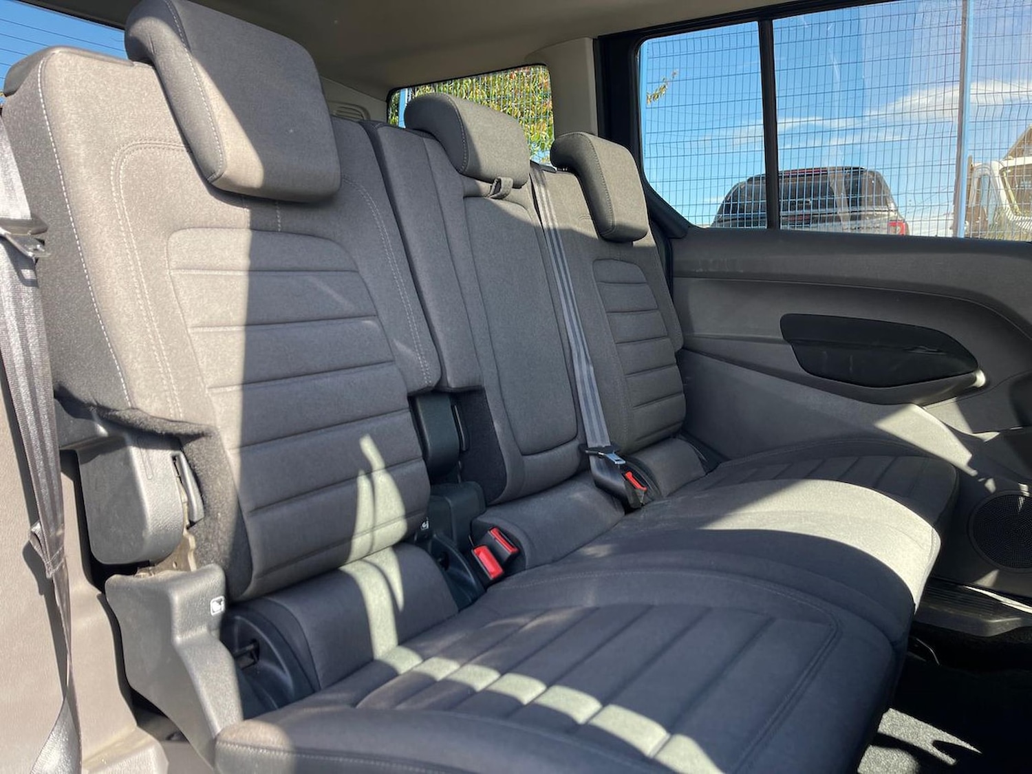 Used Ford Grand Tourneo Connect 2020 for sale - 76577191: Photo 16