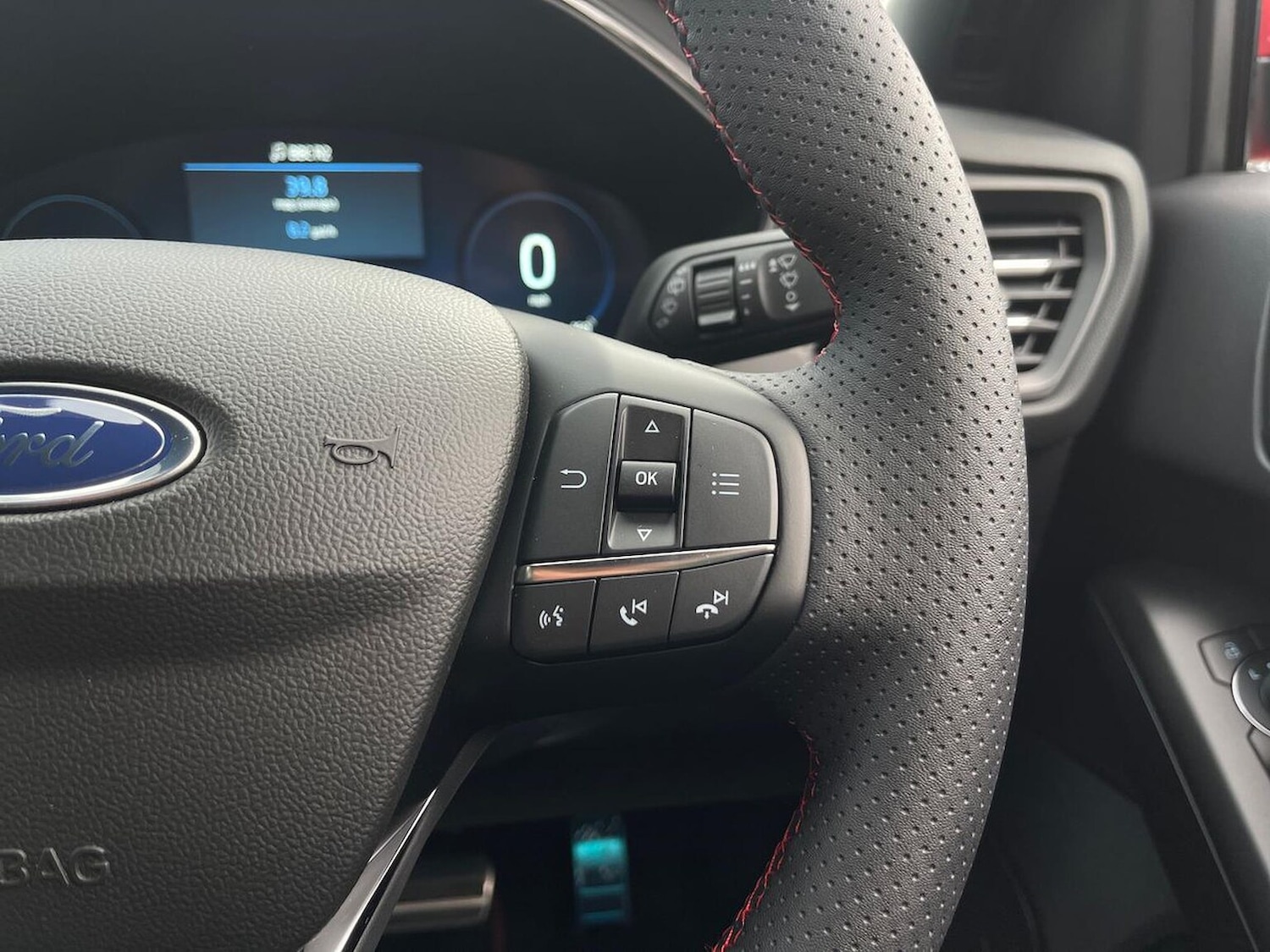 Used Ford Focus 2025 for sale - 76353660: Photo 27