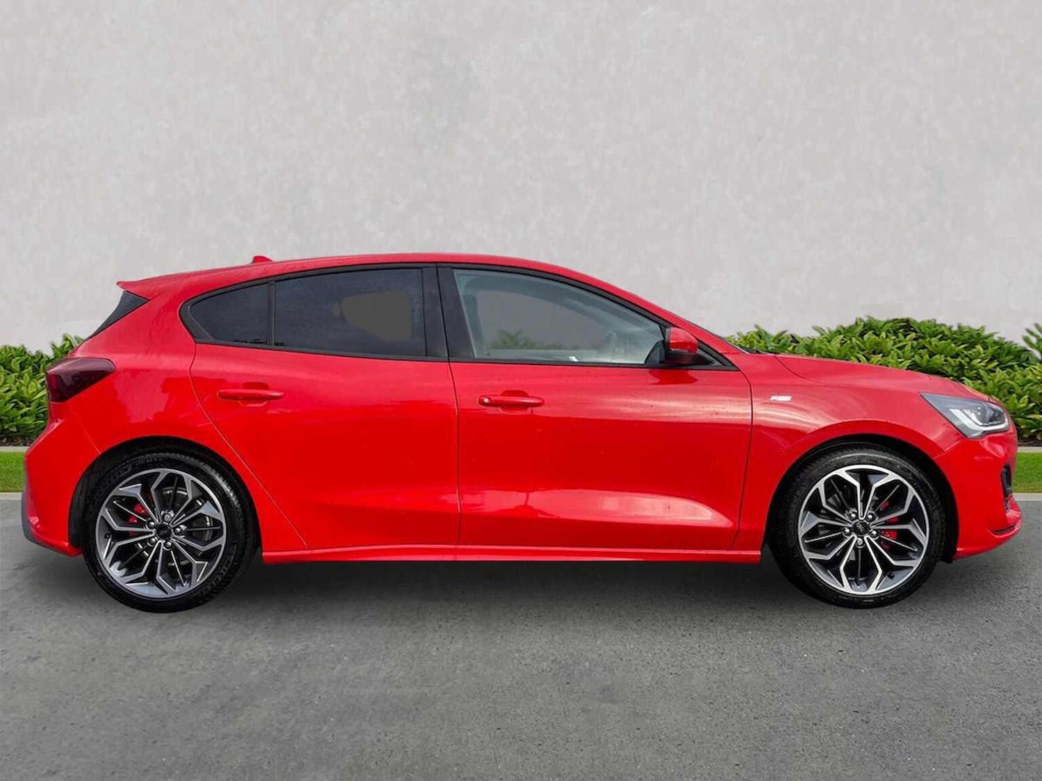 Used Ford Focus 2025 for sale - 76353660: Photo 3