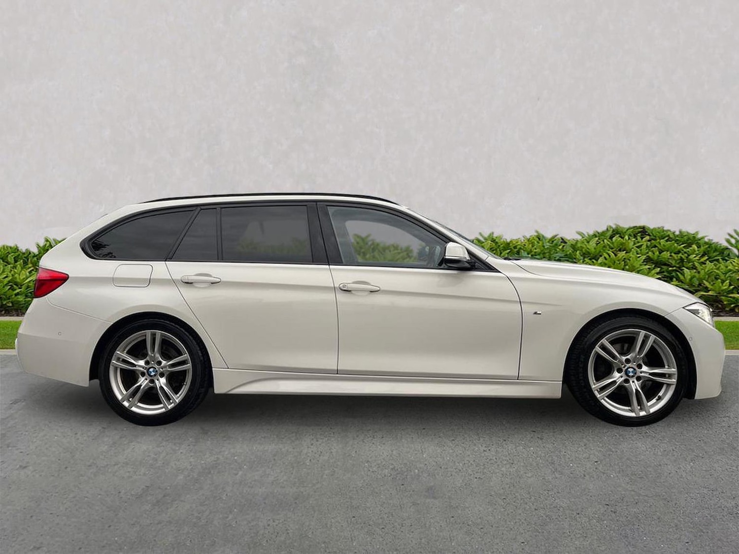 Used BMW 3 Series 2017 for sale - 76932281: Photo 3