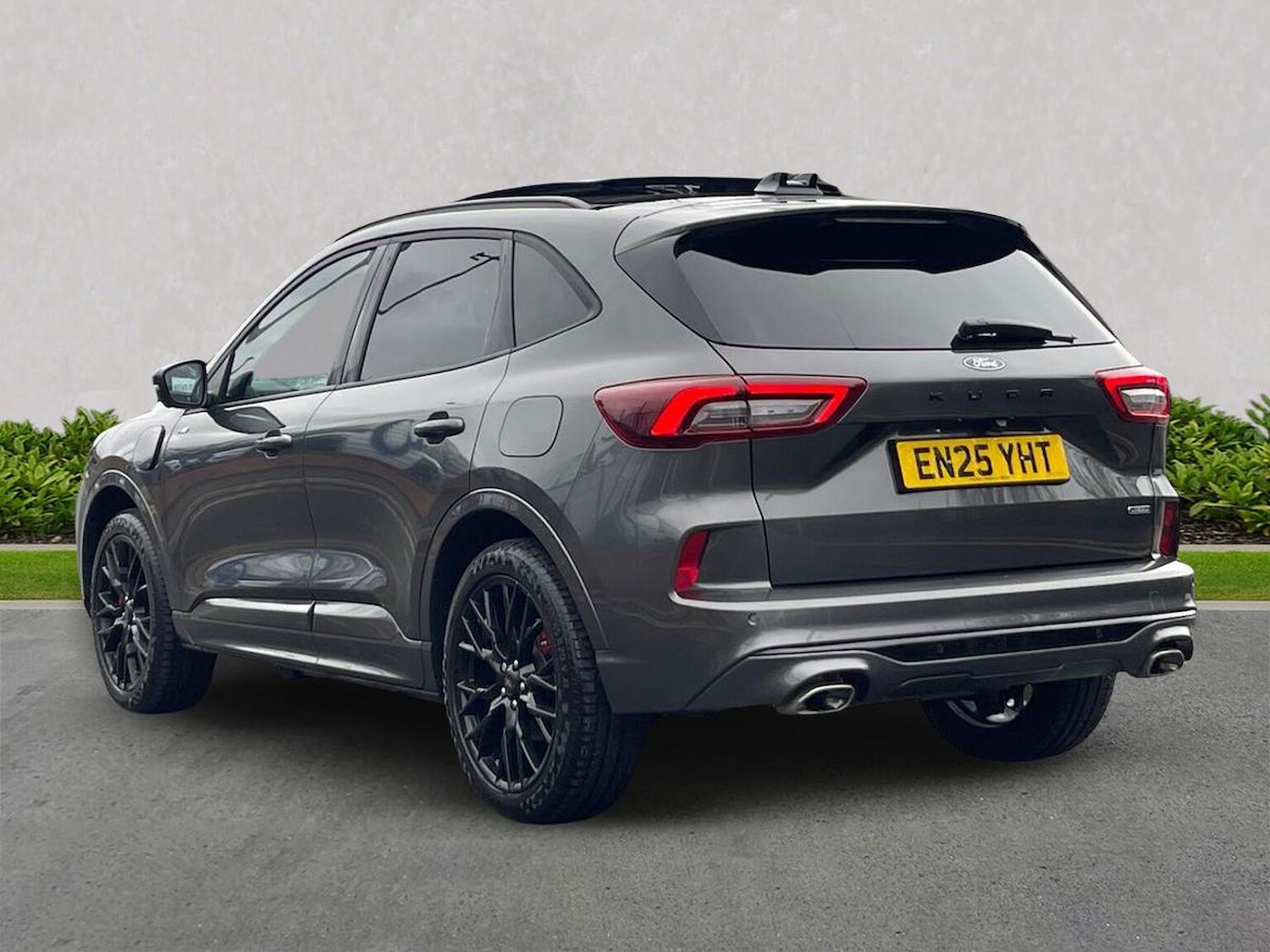 Used Ford Kuga 2025 for sale - 77980018: Photo 2