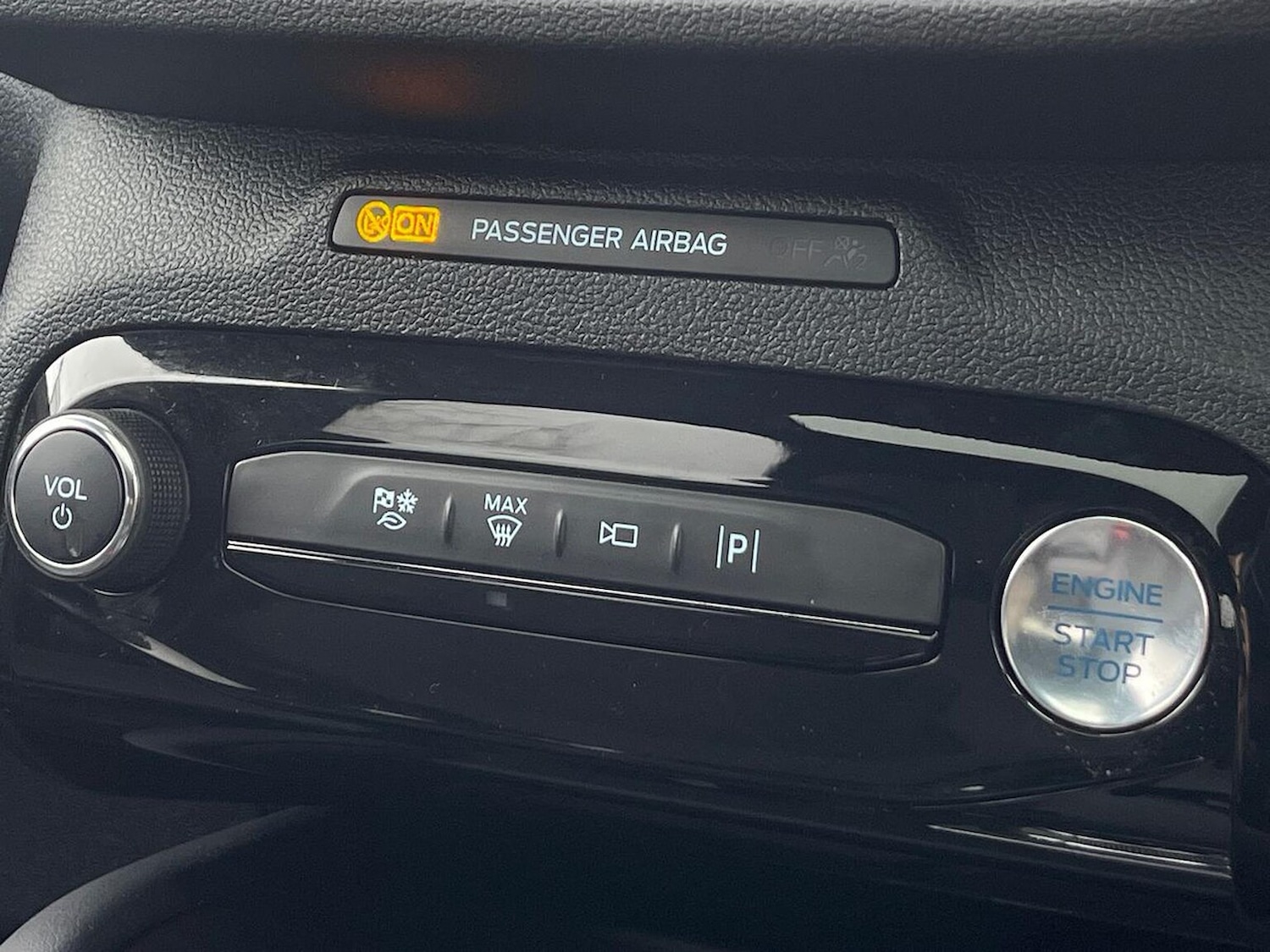 Used Ford Kuga 2025 for sale - 77980018: Photo 25