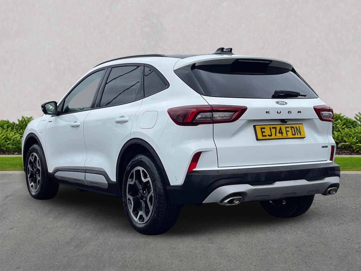 Used Ford Kuga 2024 for sale - 77676304: Photo 2